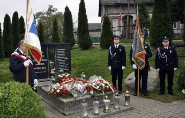 Uroczyste obchody  odzyskania przez Polskę Niepodległości w Gminie Jeżewo