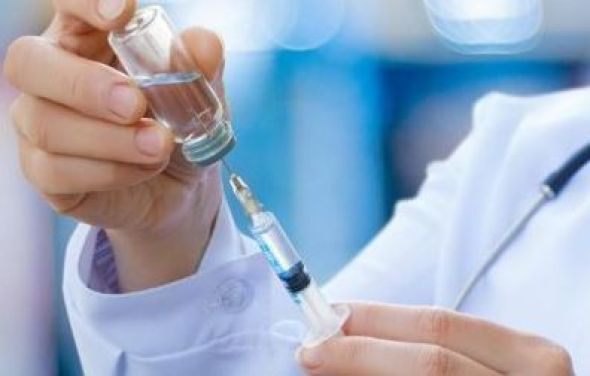 Obowiązkowe szczepienia ochronne dla osób przybywającyh powyżej 3 miesięcy w Polsce