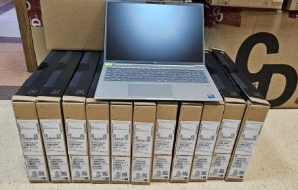 Do Naszych Szkół trafił nowoczesny sprzęt komputerowy