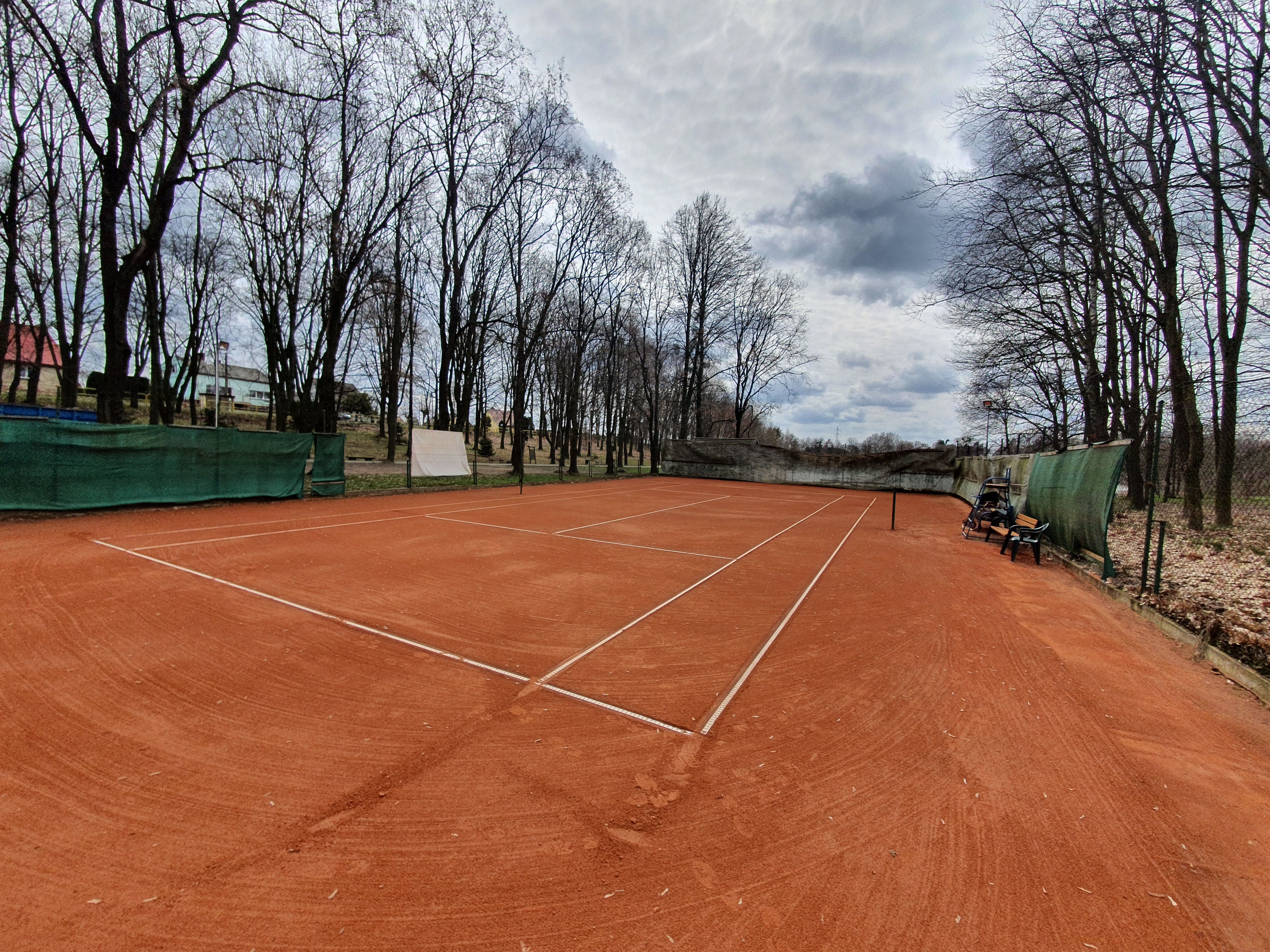 Kort tenisowy w Jeżewie